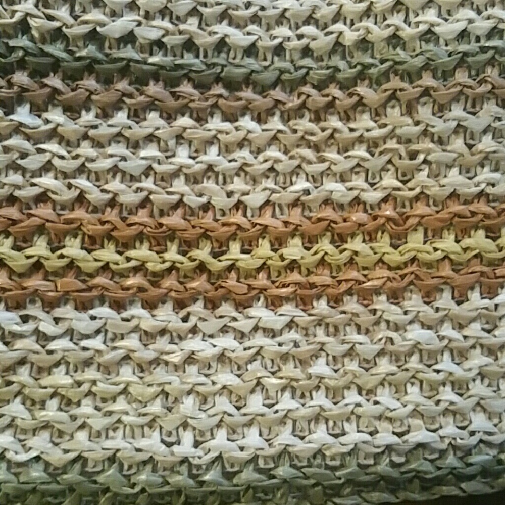 "Mesh Backpack" - image 5