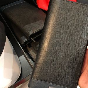 Meet your Posher, Rodrigo