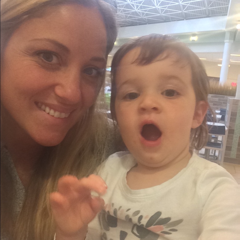 Meet your Posher, Ellysse