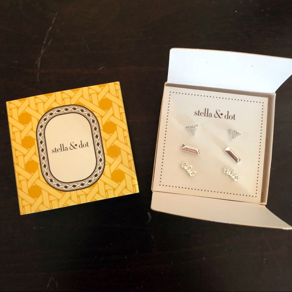 Stella & Dot Aurora Stud Pack