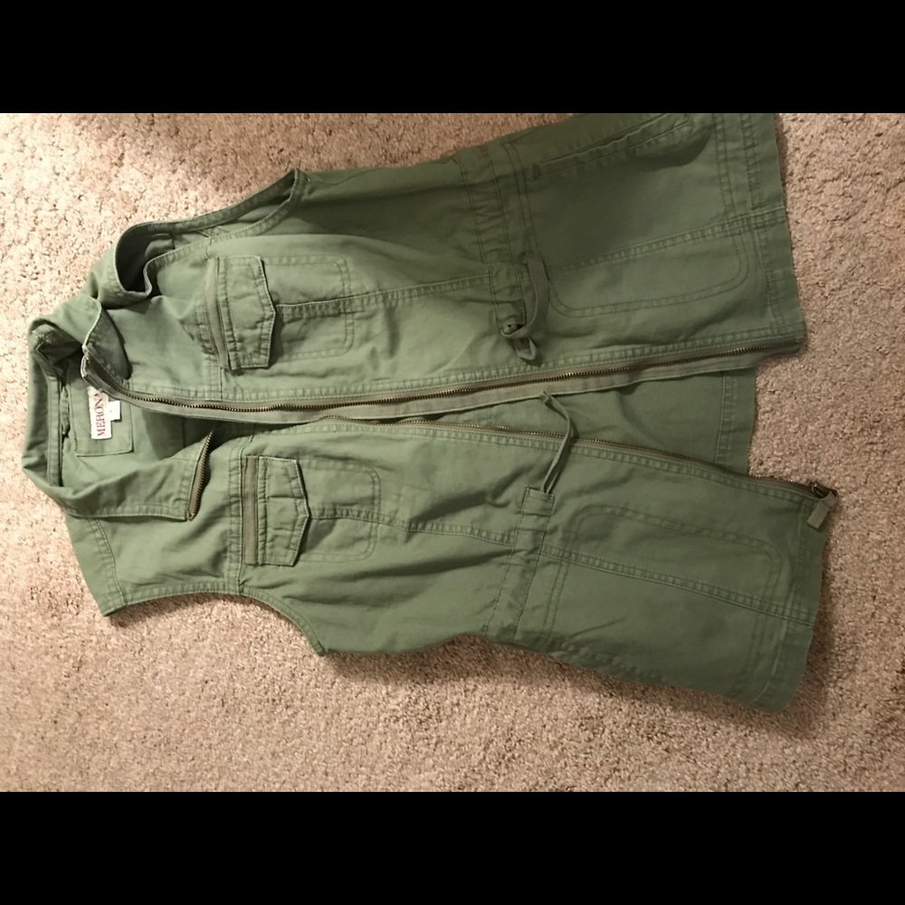 Army green vest