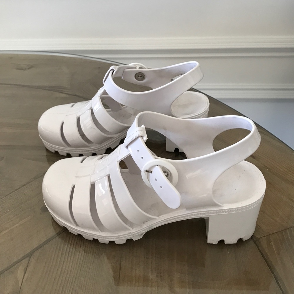 American Apparel white plastic shoes sz 6 awesome!