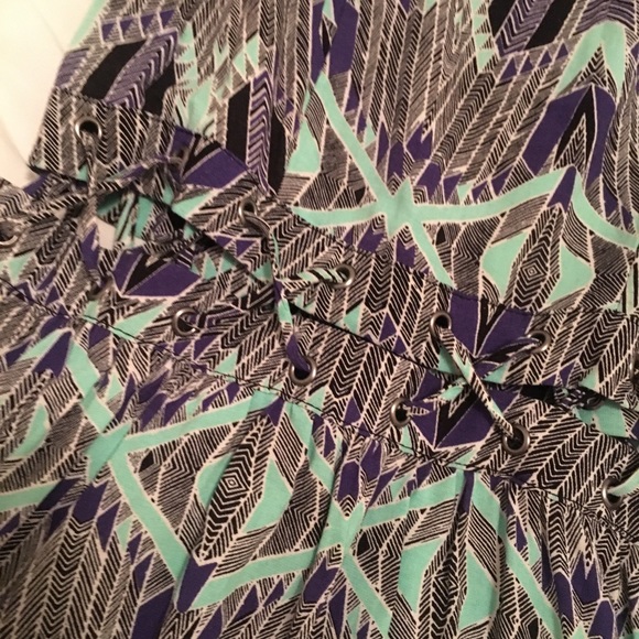 **SOLD!**MATERIAL GIRL MACYS CUT OUT DRESS SIZE XS - Picture 2 of 5