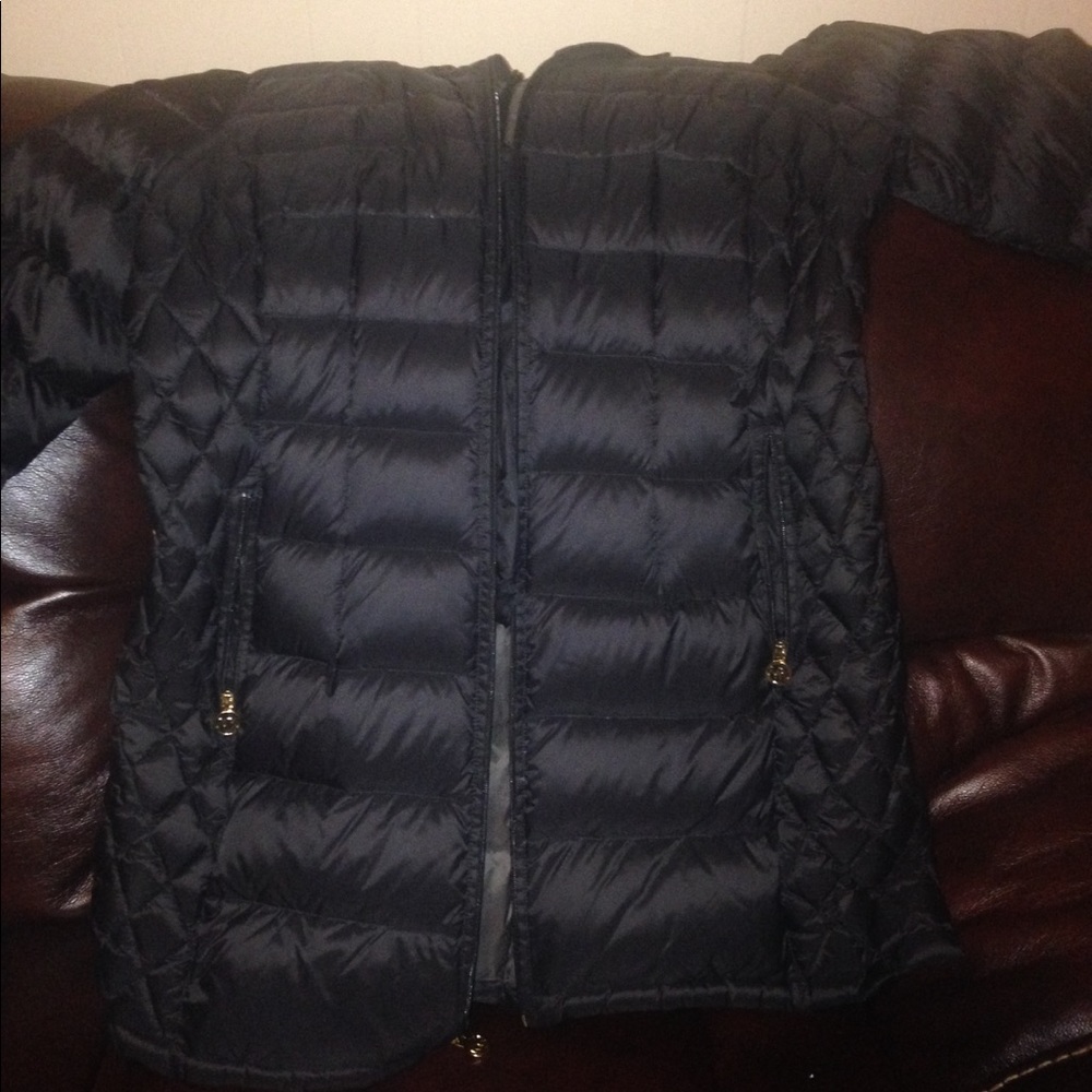 Michael Kors light weight Coat... NWT! From Macy's