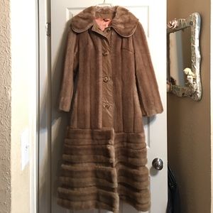 🔥VINTAGE🔥 Genuine Leather & Faux Fur Coat