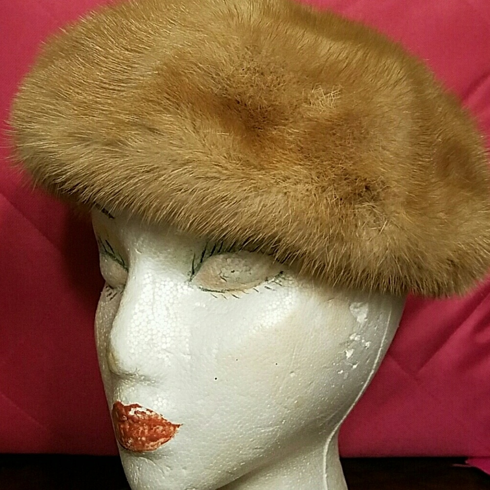 Vintage Gus Mayer Mink Hat Honey
