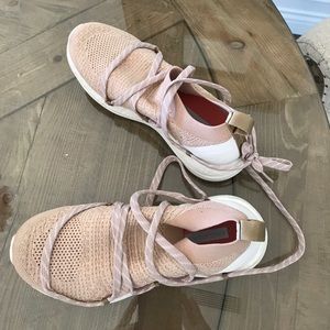Adidas by Stella McCartney Pure Boost Nude sz 6