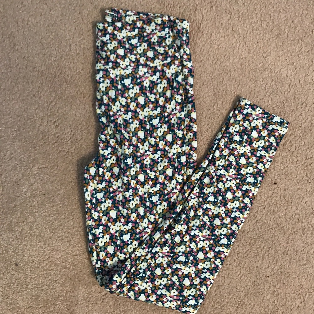 Lularoe OS Leggings - BRAND NEW