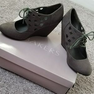 BAKERS wedge bootie
