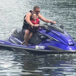 Meet your Posher, Thomas