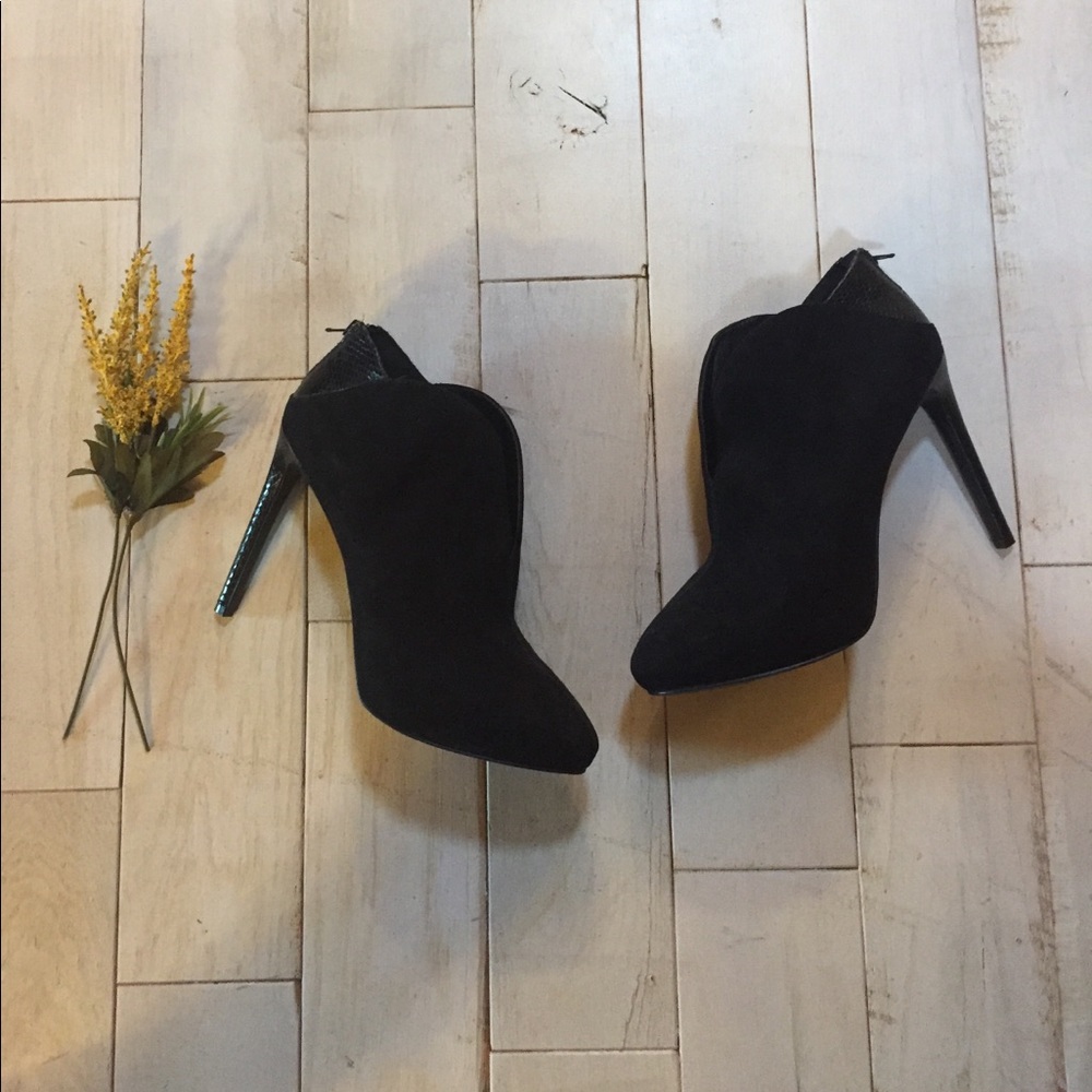 Nine West Black Suede Heel Booties