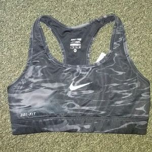 Nike sports bra🔵