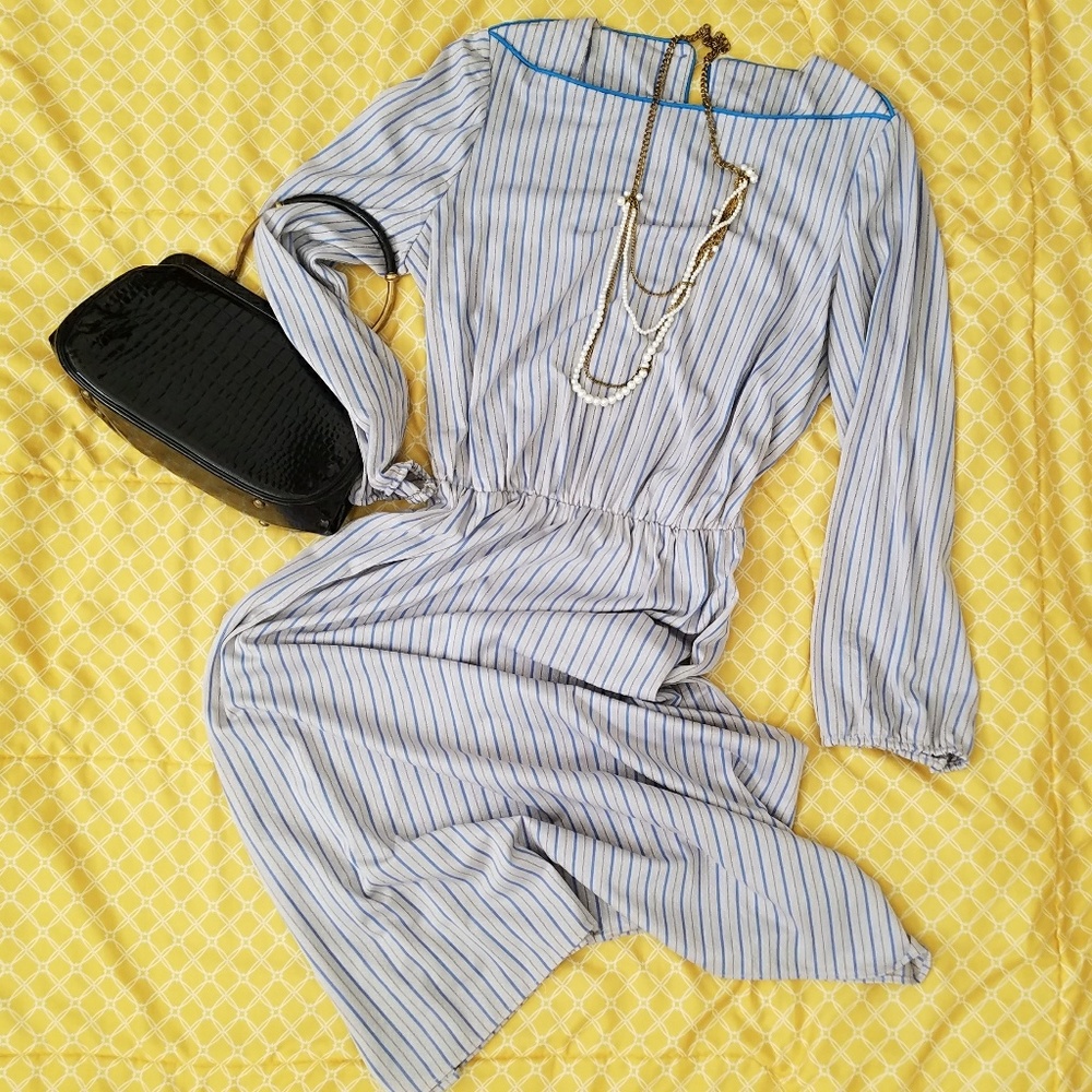 ‼️3 for $12‼️👗VINTAGE👗 Striped Long Sleeve Midi Dress
