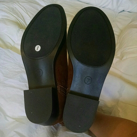 Brown Ankle Adele Moto Boots - Picture 6 of 7