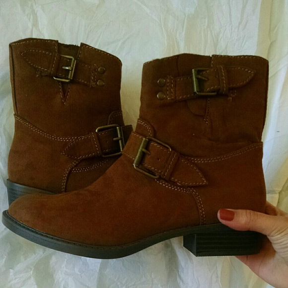 Brown Ankle Adele Moto Boots - Picture 2 of 7