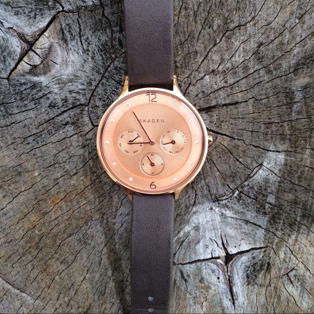 SKAGEN DENMARK ROSE GOLD AND GRAY LEATHER WATCH