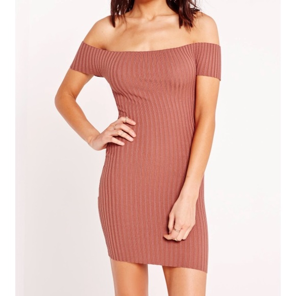 Missguided Dresses & Skirts - Misguided ribbed off the shoulder bodycon dress
