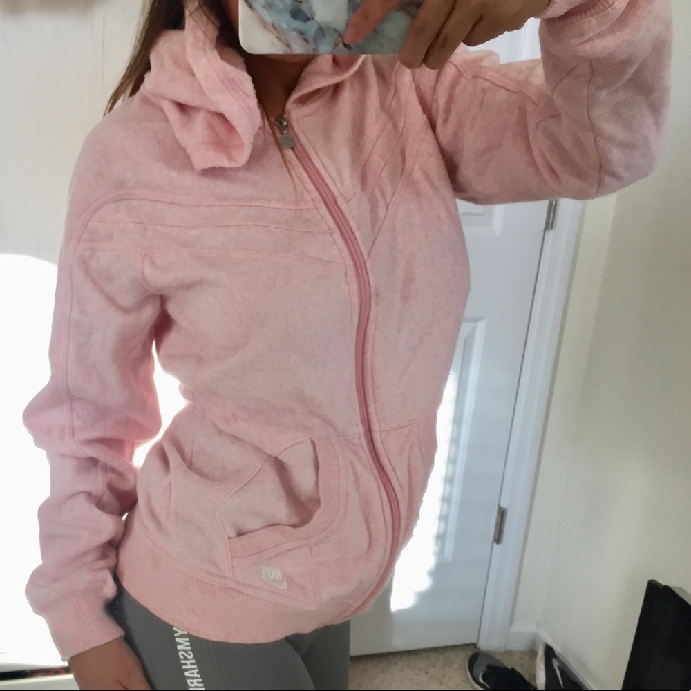 🚫SOLD🚫Super soft baby pink Nike hoodie jacket