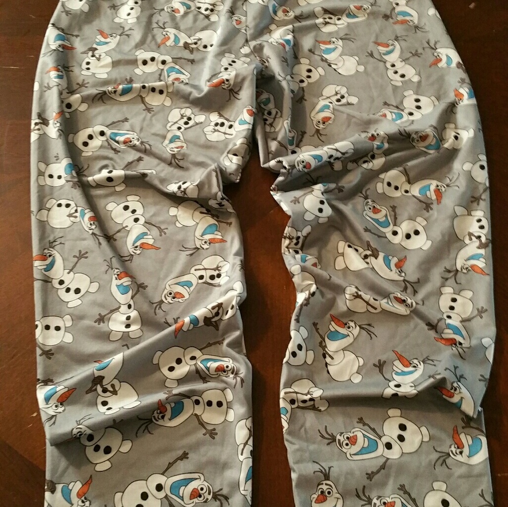 Disney olaf frozen leggings never worn!