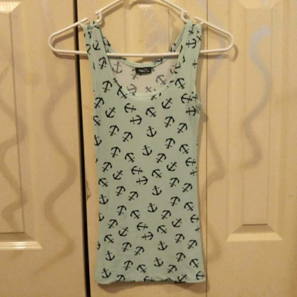 Light teal tank