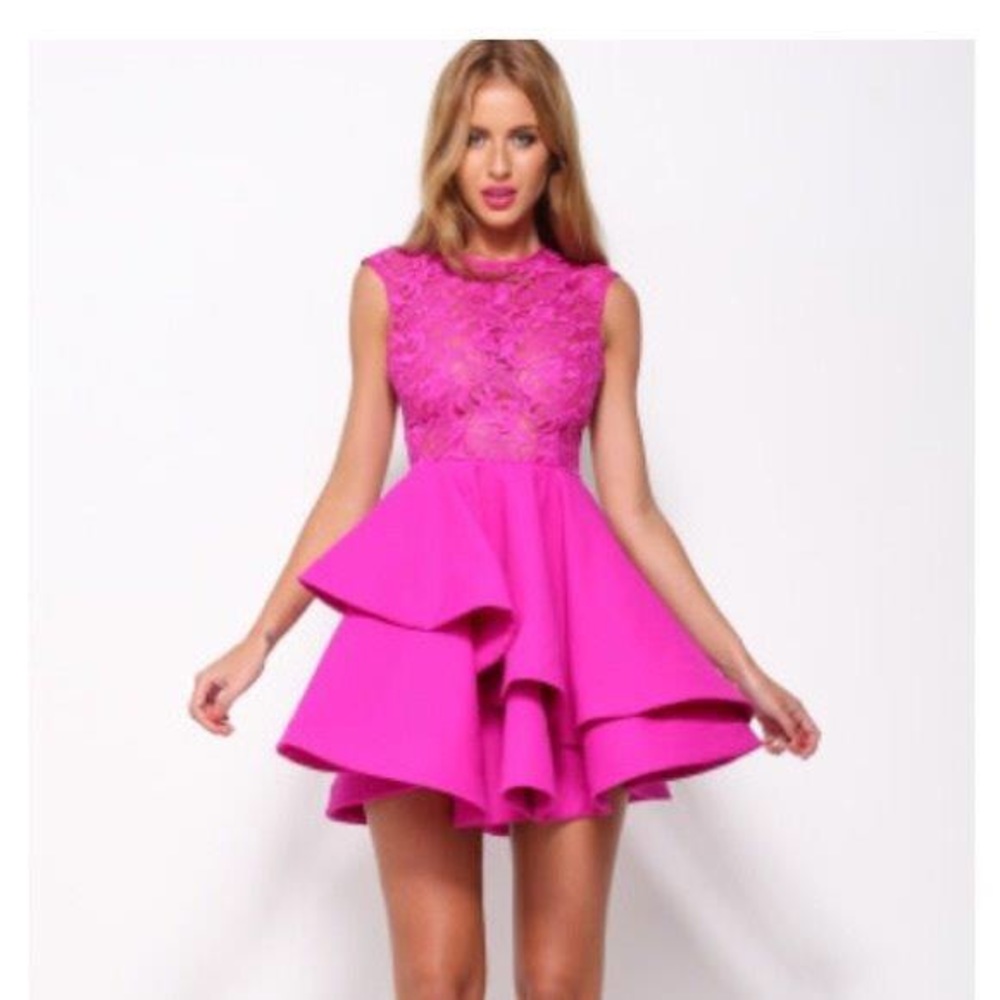 Fuchsia Hello Molly Dress - size 4 (U.S.)