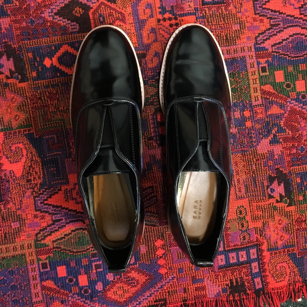 NWOT Zara patent leather look platform shoes