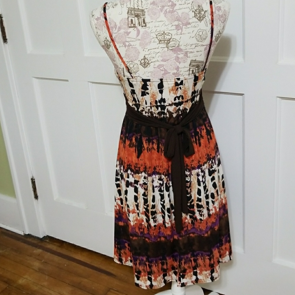 Wrapper Dress - Picture 5 of 6