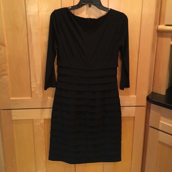 Dress - Picture 4 of 4