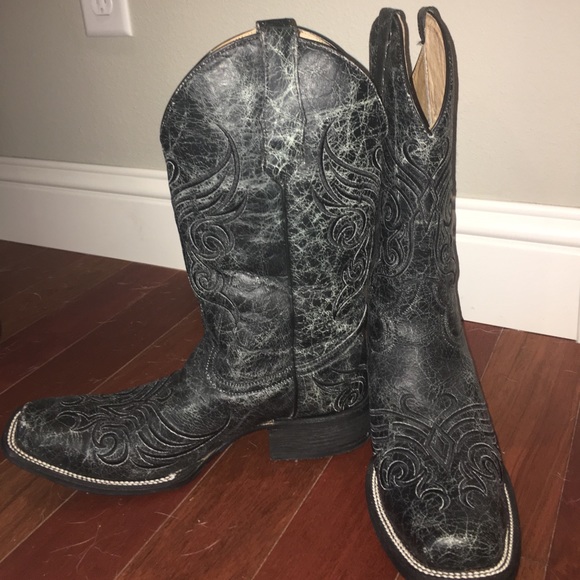 BLACK COWGIRL BOOTS - Picture 1 of 3