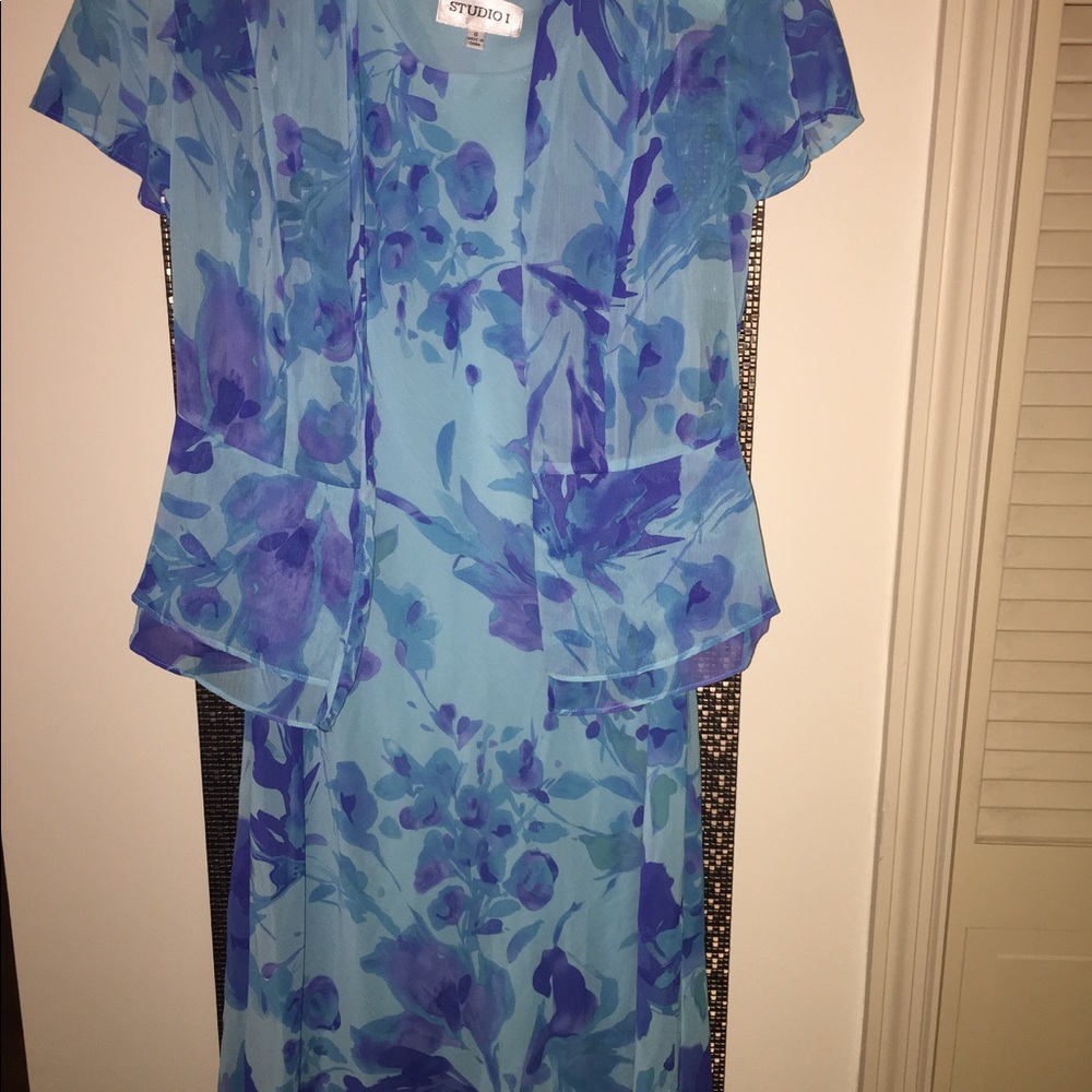 Studio 1  floral blue dress set