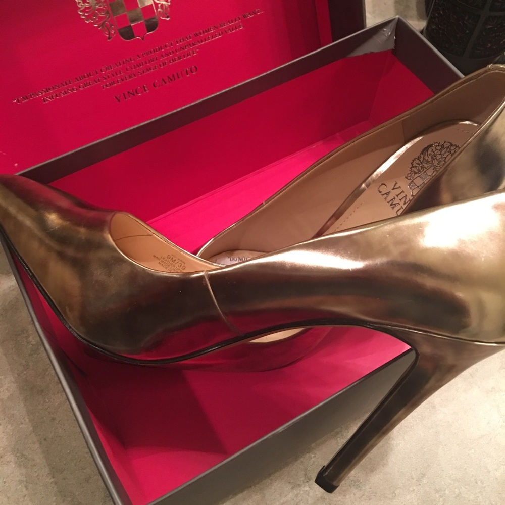 Vince Camuto heels