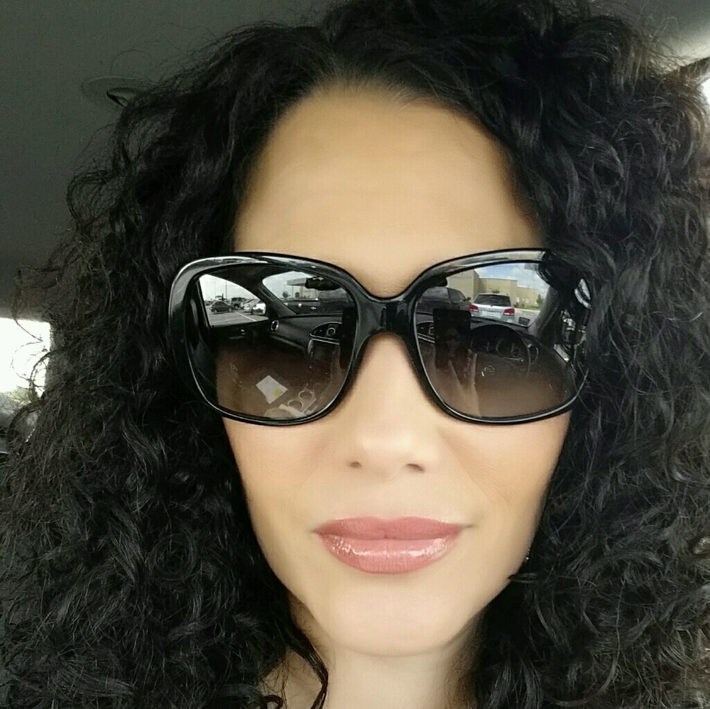 Meet your Posher, Ingrid