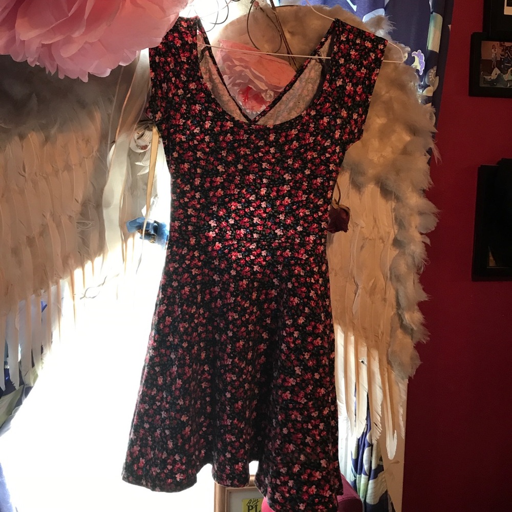 Small L. A. Hearts dress