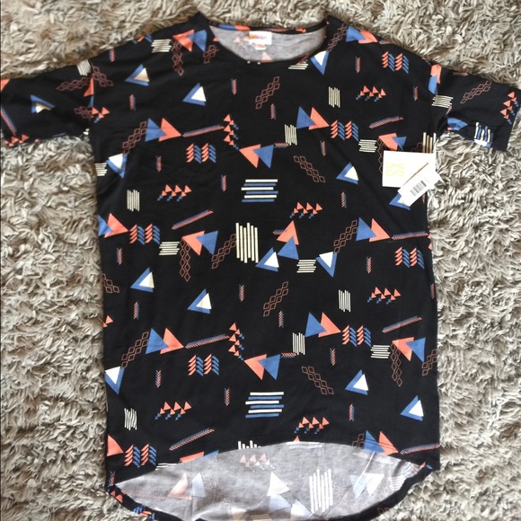 LuLaRoe Tops - NWT LuLaRoe Irma