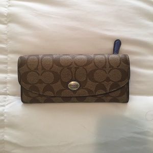 Super cute Coach wallet