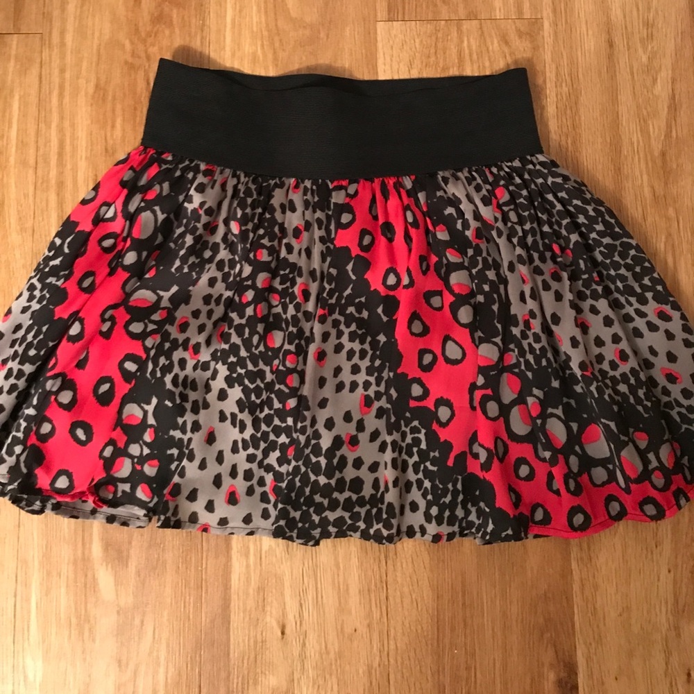 Short mini skirt