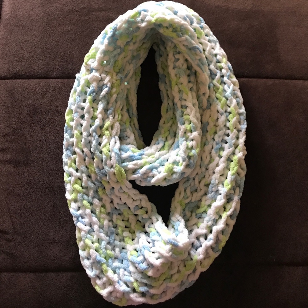💲REDUCED💲Hand made chenille infinity scarves
