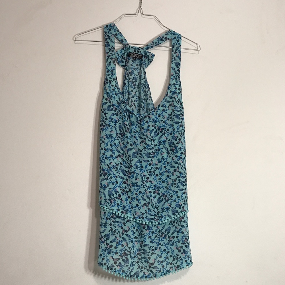 •SOLD• Stitch Fix Floral Tank with Bow on back