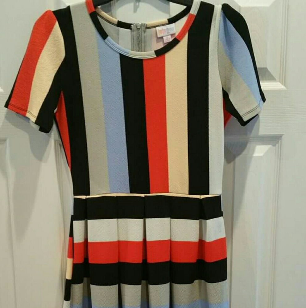 LulaRoe Amelia