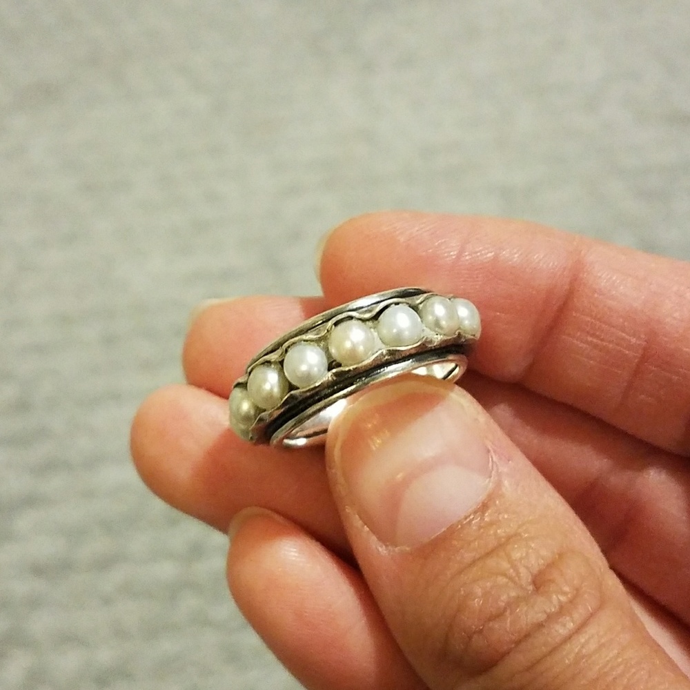 Silpada pearl ring