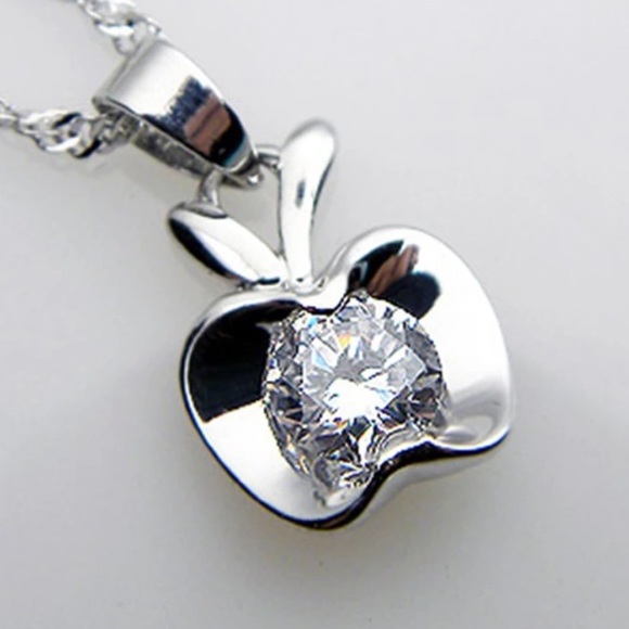 🆕(V25) Silver Apple Necklace Teacher Gift - Picture 2 of 4