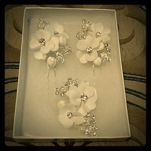 Bridal Floral Rhinestone Pearl Hair Pins