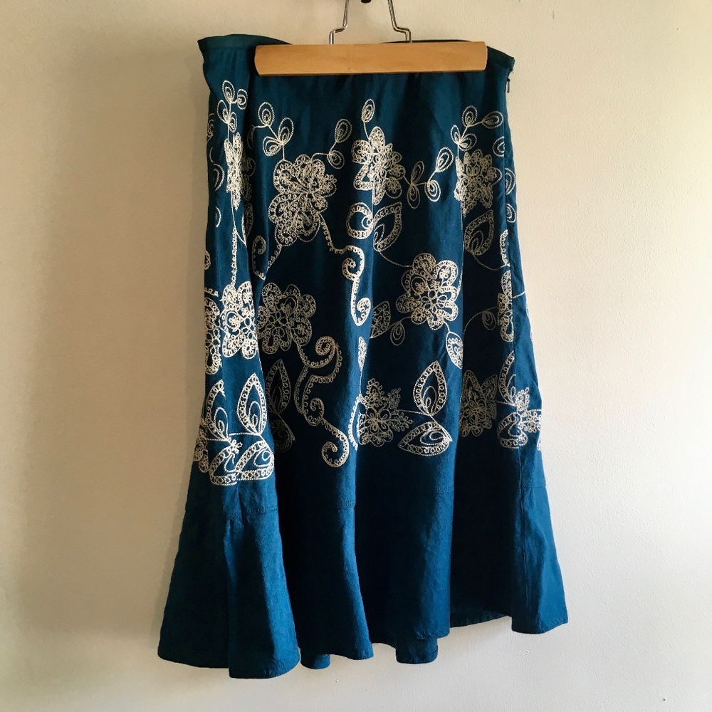 Zie + Zoe Embroidered Skirt