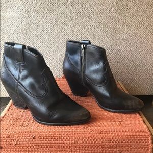 Frye Reina Bootie