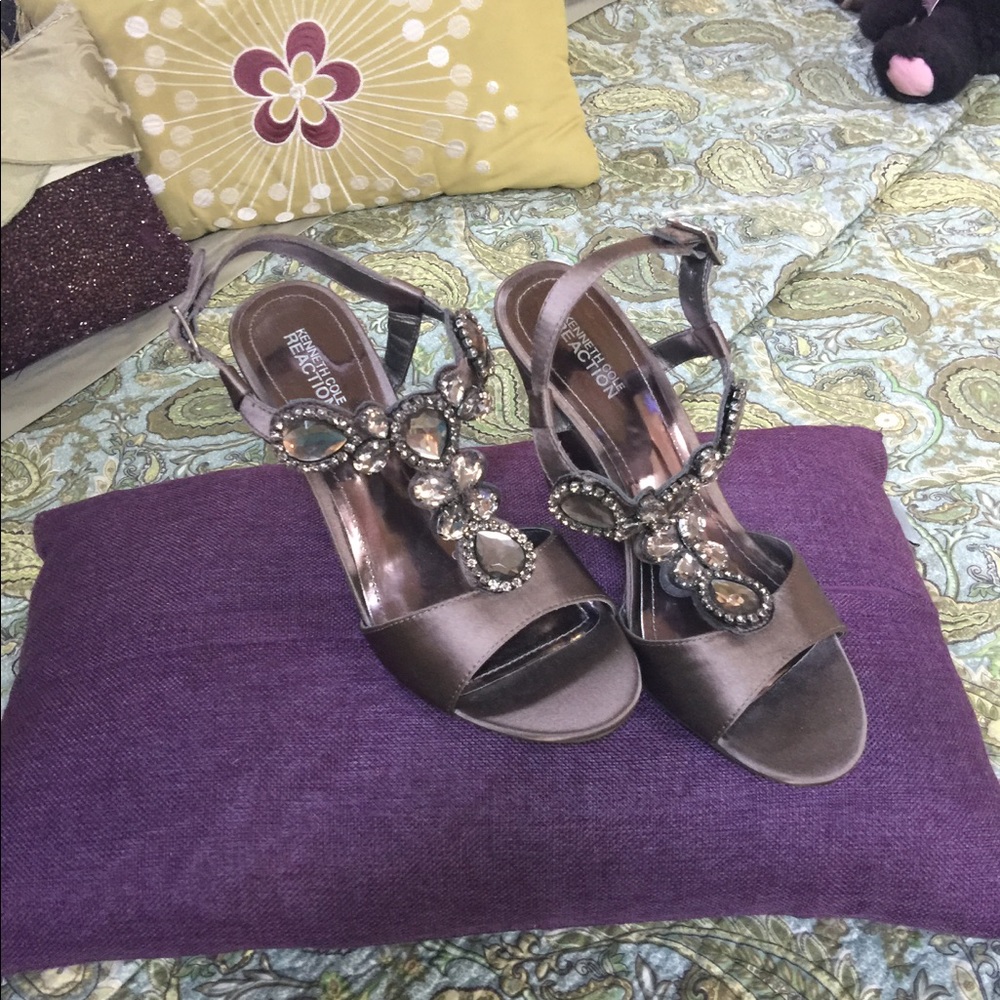 Metallic brown sandals crystals