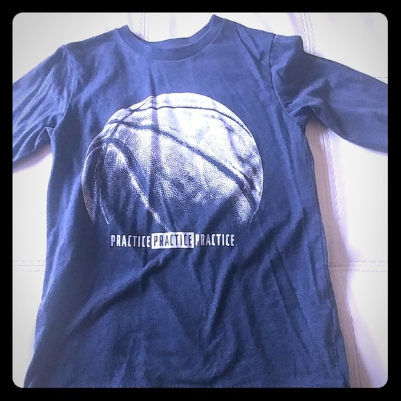 Children's Place long sleeve basketball shirt - Picture 1 of 3