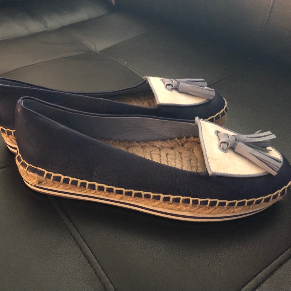 New coach espadrille shoe. Never worn. Size 6.5