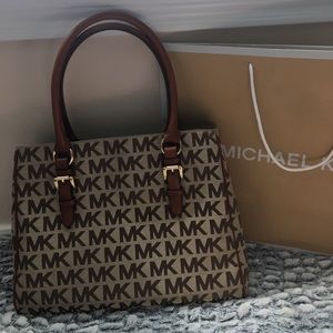 Michael Kors purse