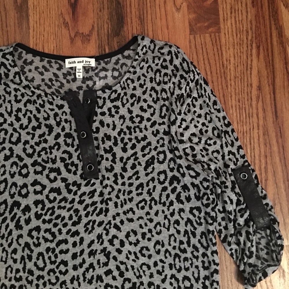 Faith and joy print shirt- never worn