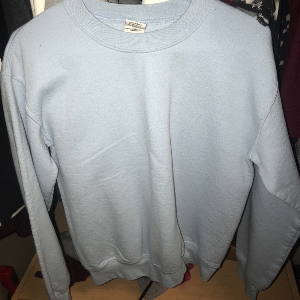 Small light blue sweater